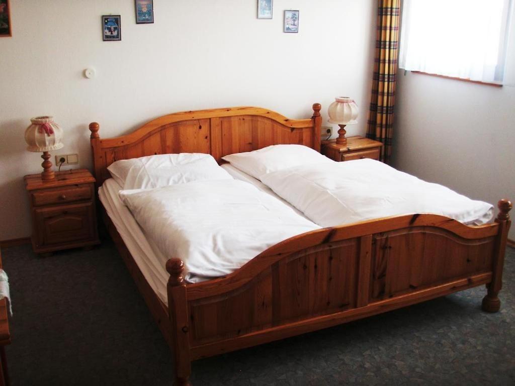 Dreischlaeger Hof Hotel Neustadt  Екстериор снимка