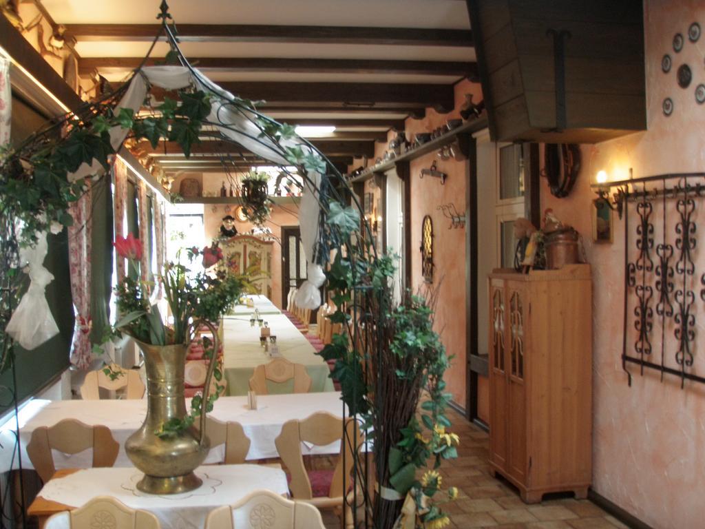 Dreischlaeger Hof Hotel Neustadt  Екстериор снимка